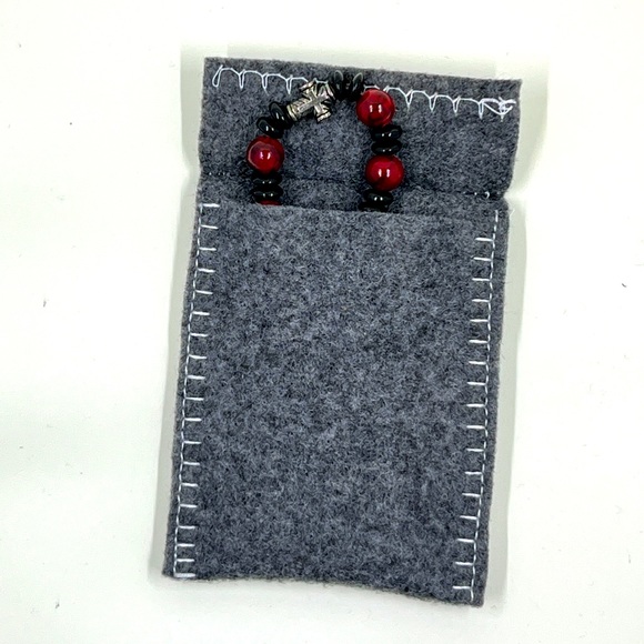(2/$30) Handmade Bracelet and Pouch - Picture 2 of 4